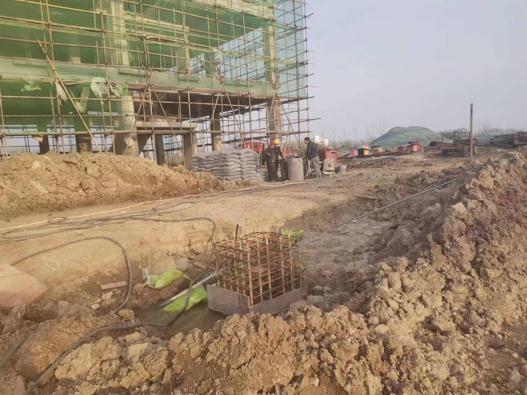 东河镇当桥梁出现裂缝的时候应该及时加固修补